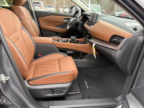 New 2026 Nissan Rogue Platinum image 19