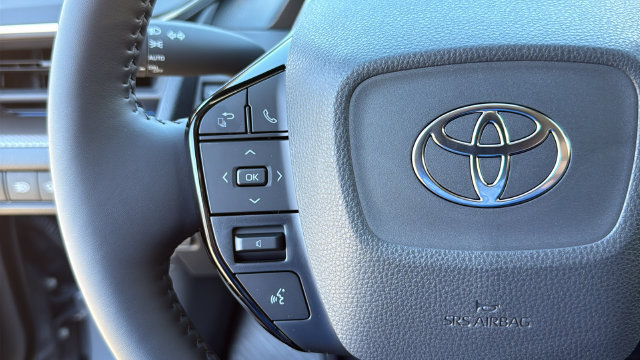 New 2027 Toyota Prius Limited w/ Limited Premium Package AWD/4WD image 9