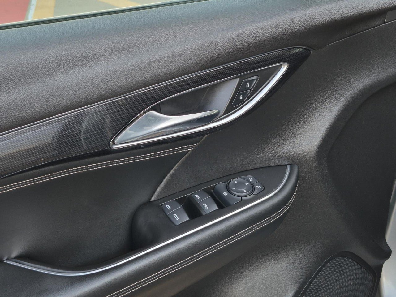 Certified 2023 Buick Envision Preferred FWD image 11