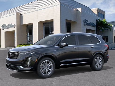 New 2025 Cadillac XT6 Premium Luxury image 2