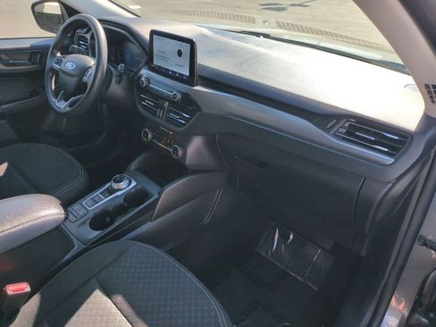 Used 2025 Ford Escape Active AWD/4WD image 28