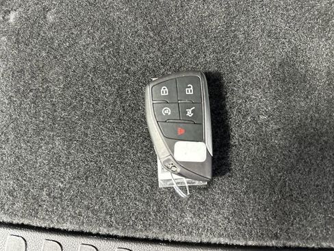 Used 2025 Buick Enclave Preferred image 36