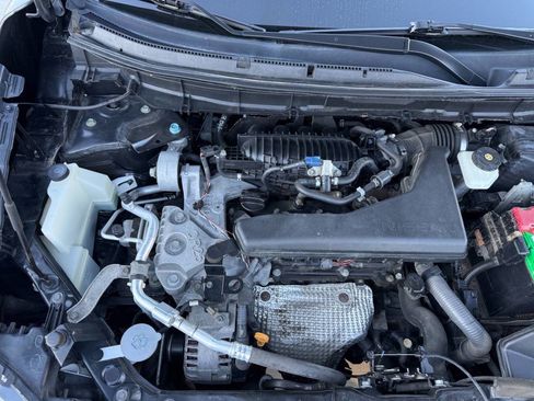 Used 2018 Nissan Rogue SL image 12