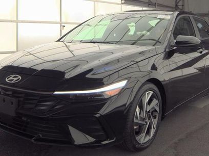 Used 2025 Hyundai Elantra SEL