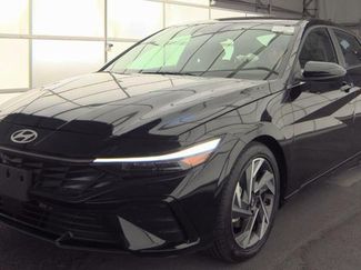 Used 2025 Hyundai Elantra SEL video 1