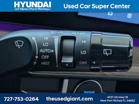 Used 2025 Hyundai Santa Fe Limited FWD image 43