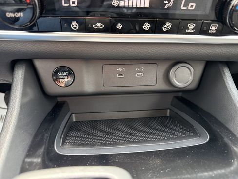New 2026 Nissan Rogue SV AWD/4WD image 25