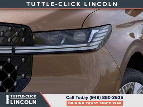 New 2025 Lincoln Navigator L Black Label w/ Black Label Special Edition image 18