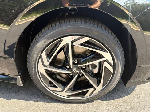New 2026 Hyundai Sonata SEL FWD image 15