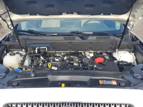 Certified 2022 Lincoln Nautilus Reserve w/ Equipment Group 201A image 8