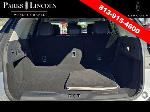 Used 2024 Lincoln Nautilus Reserve w/ Equipment Group 203A image 8