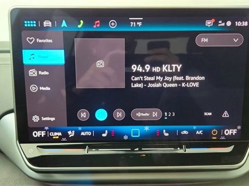 Used 2025 Volkswagen ID.4 Pro image 48