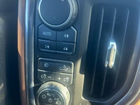 Used 2019 Chevrolet Silverado 1500 High Country w/ Max Trailering Package image 18