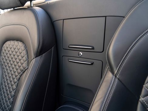 Used 2014 Audi R8 V10 image 38