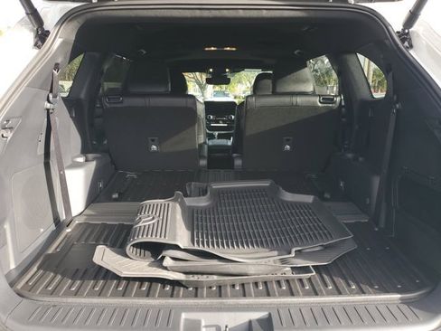 Certified 2026 Toyota Highlander XSE image 5