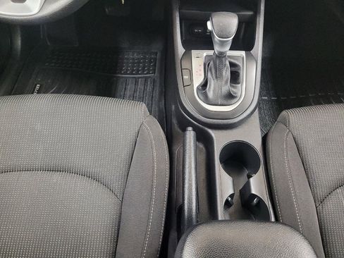 Used 2021 Kia Forte LXS FWD image 26
