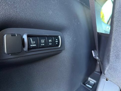 Used 2012 Ford Explorer Limited AWD/4WD image 74