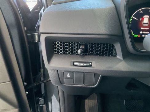 Certified 2025 Honda CR-V Sport image 9