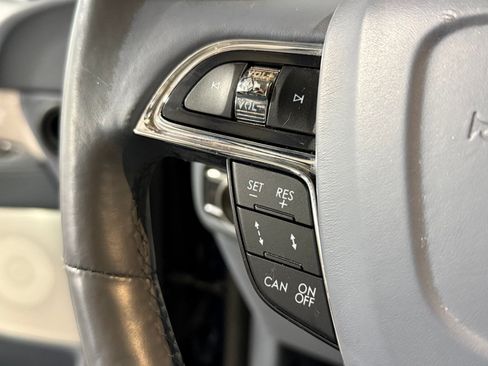 Used 2018 Lincoln Navigator L Black Label image 14