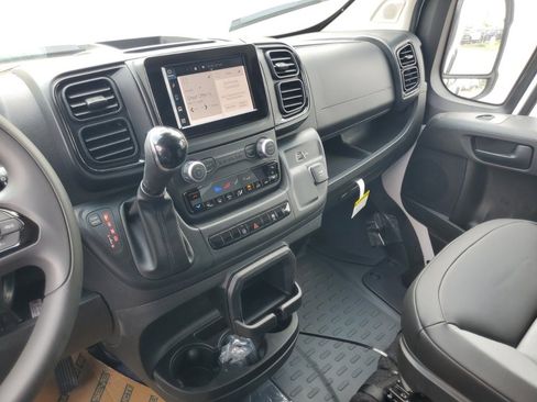 New 2025 RAM ProMaster 2500 w/ Convenience Group image 18