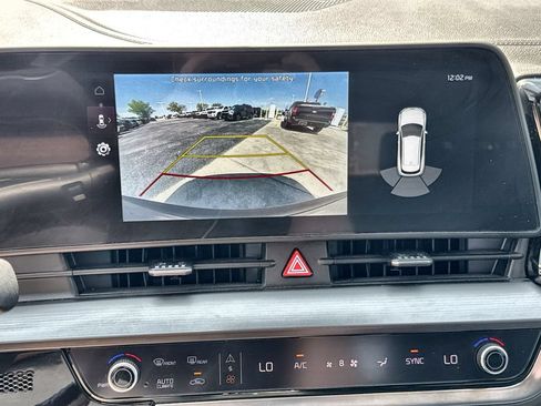 Used 2024 Kia Sportage EX FWD image 20