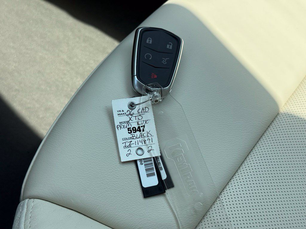 Certified 2026 Cadillac XT5 Premium Luxury w/ Driver Assist Package FWD image 33