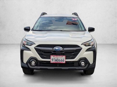 Certified 2025 Subaru Outback Premium image 2