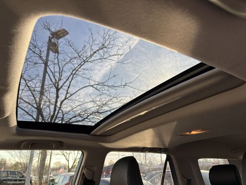 Used 2022 Toyota 4Runner Limited image 8