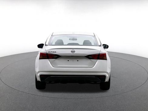 Used 2026 Nissan Altima 2.5 SV FWD image 8