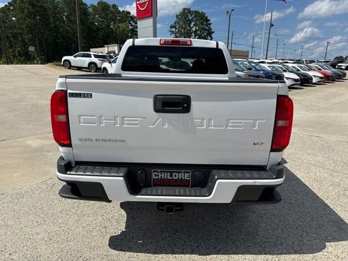 Used 2021 Chevrolet Colorado LT AWD/4WD image 7
