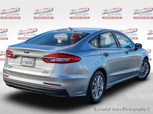 Used 2020 Ford Fusion SE image 8