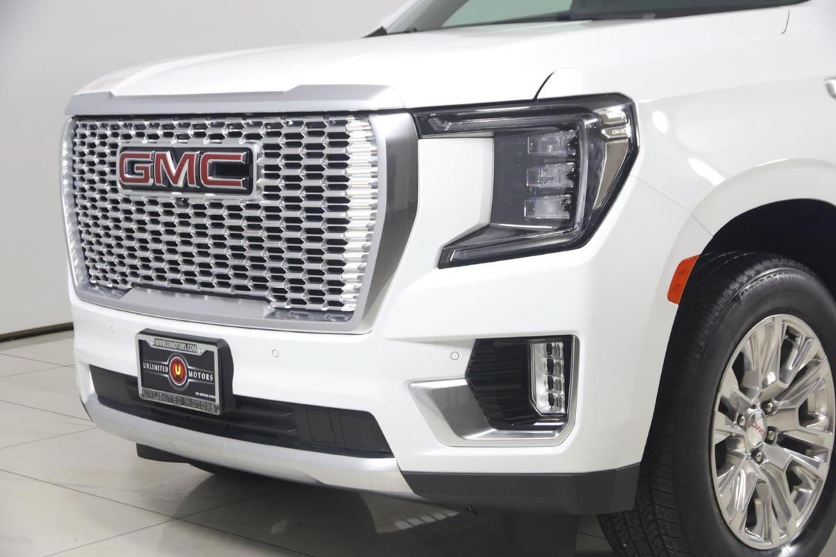 Used 2024 GMC Yukon Denali AWD/4WD image 47