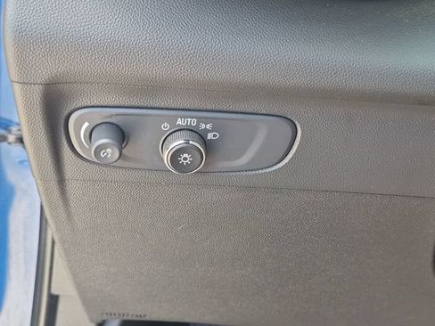Used 2022 Buick Envision Preferred FWD image 19