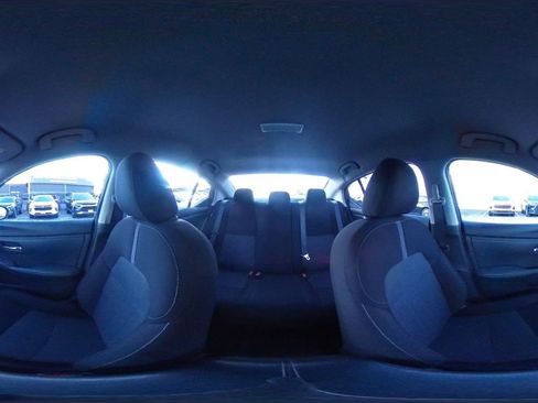 Used 2025 Nissan Sentra SV image 40