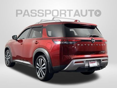 Used 2023 Nissan Pathfinder Platinum w/ Lighting Package (N92) AWD/4WD image 5