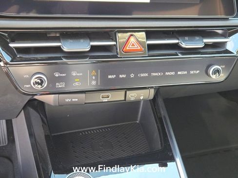 New 2026 Kia Niro Wind FWD image 18