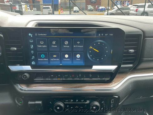 Used 2024 Chevrolet Silverado 1500 RST w/ Z71 Off-Road Package image 15