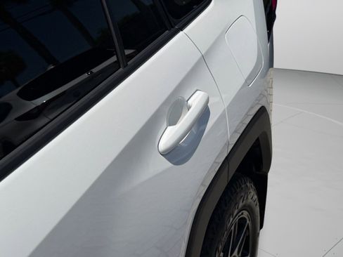 Used 2024 Toyota RAV4 XLE w/ Convenience Package FWD image 17