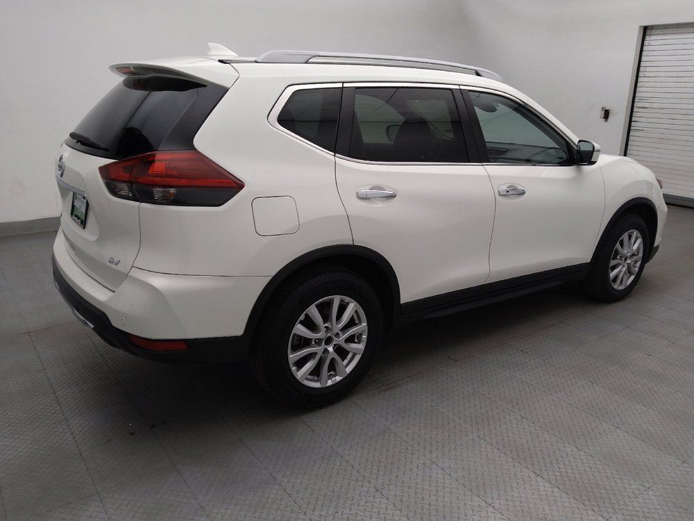 Used 2020 Nissan Rogue SV FWD image 10