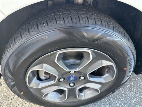 Used 2018 Ford EcoSport S image 17