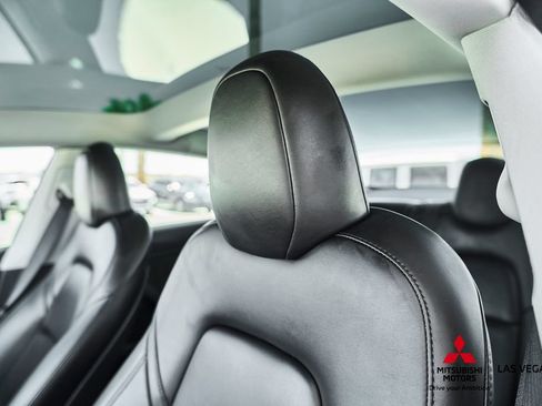 Used 2023 Tesla Model 3 Standard Range RWD image 18