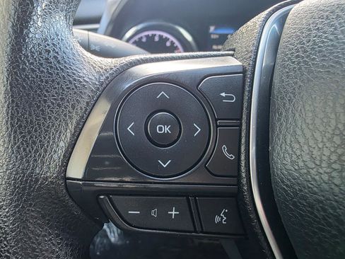 Used 2019 Toyota Camry LE FWD image 17