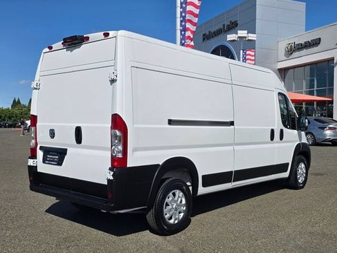 Used 2025 RAM ProMaster 2500 w/ Quick Order Package 22G SLT FWD image 4