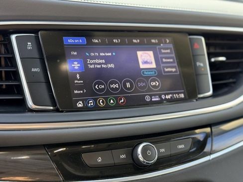 Used 2020 Buick Enclave Essence w/ Sound and Sites Package image 13