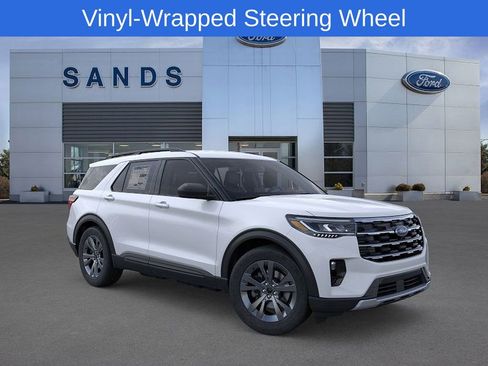 New 2026 Ford Explorer Active w/ Active Comfort Package image 7