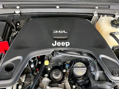 Used 2020 Jeep Gladiator Sport w/ Quick Order Package 24S image 31
