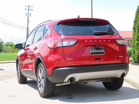 Used 2022 Ford Escape SEL w/ Technology Package AWD/4WD image 11