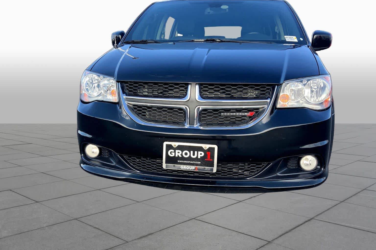 Used 2019 Dodge Grand Caravan SXT FWD image 30