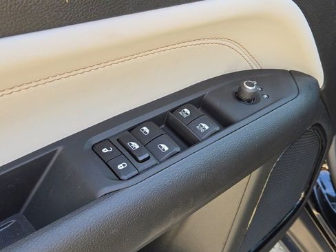 New 2026 Jeep Compass Limited image 22