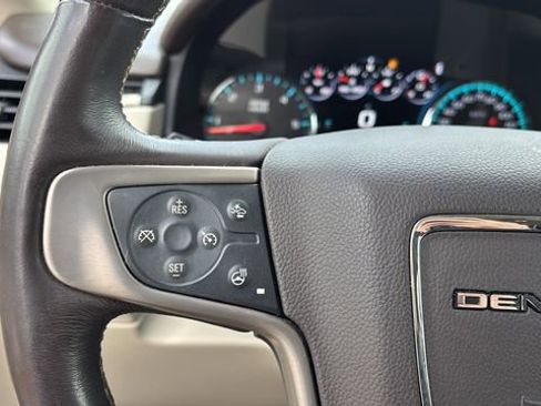 Used 2018 GMC Yukon Denali w/ Open Road Package image 23